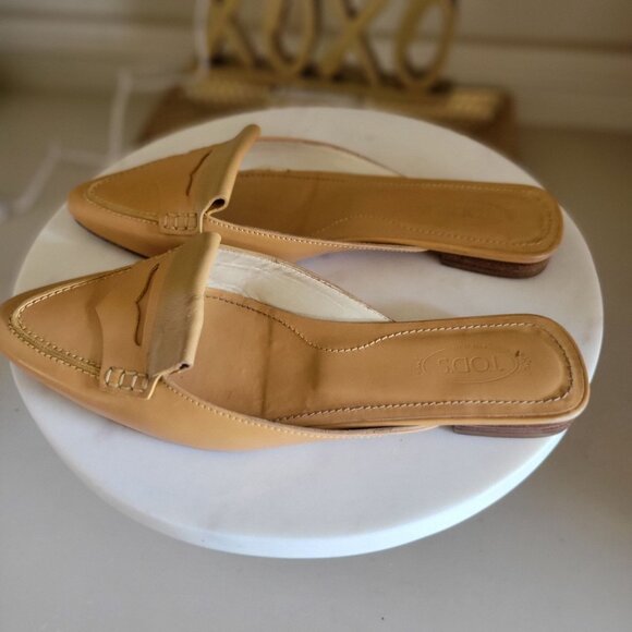 Tod's Tan Leather Mules for Women - Picture 6 of 10